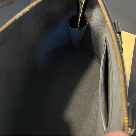 Louis Vuitton Vintage Epi Leather Alma PM Satchel - Picture 9 of 12